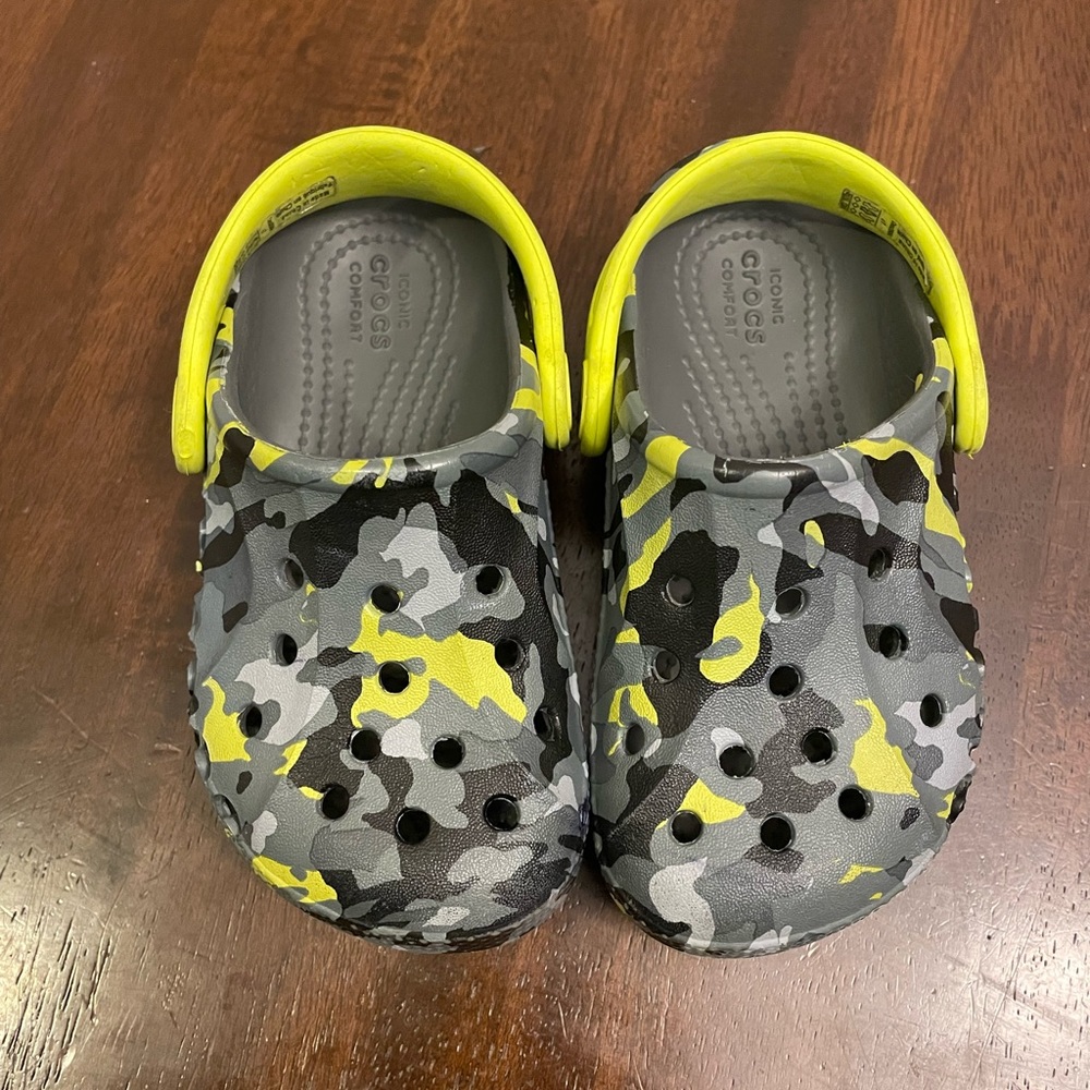 Toddler Camo Crocs